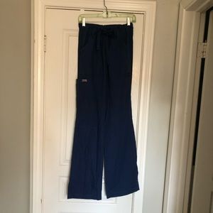 Women’s Cherokee (small tall) cargo scrub pants
